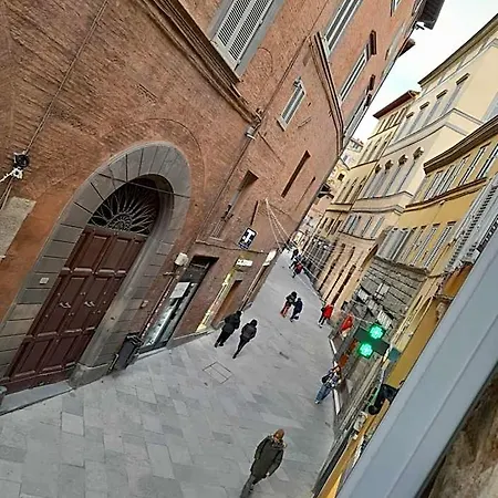 فندق مبيت وإفطار Il Corso سيينا