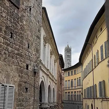 Il Corso سيينا