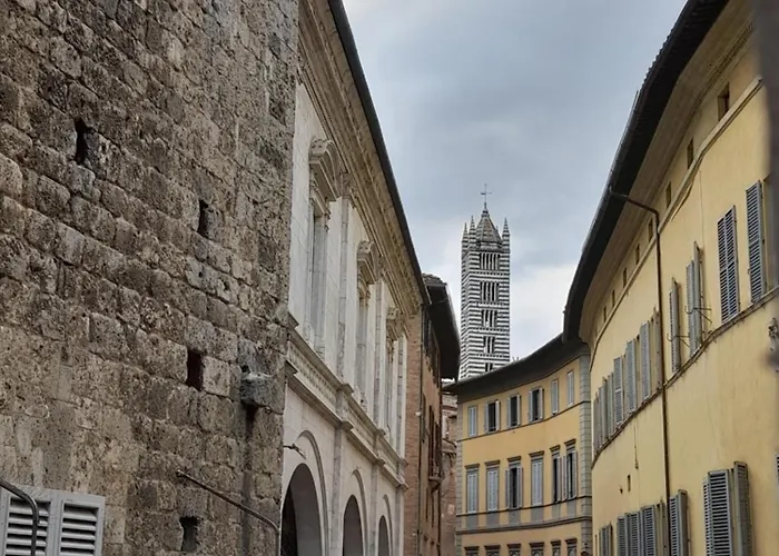 Il Corso فندق مبيت وإفطار سيينا