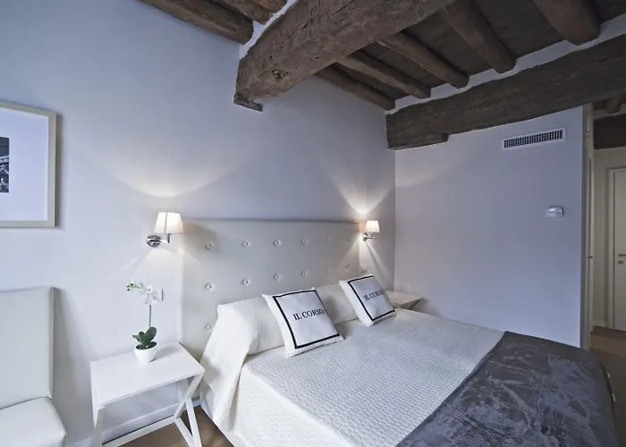 فندق مبيت وإفطار Il Corso 4*