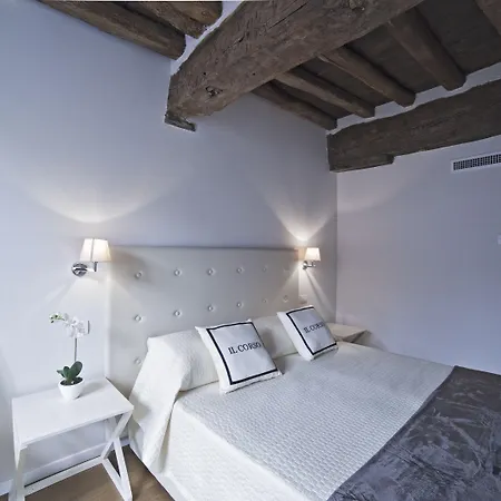 ベッド・アンド・ブレックファスト B＆b イル コルソ 4*