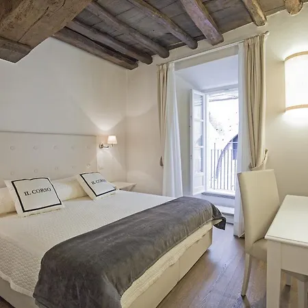 ベッド・アンド・ブレックファスト B＆b イル コルソ 4*